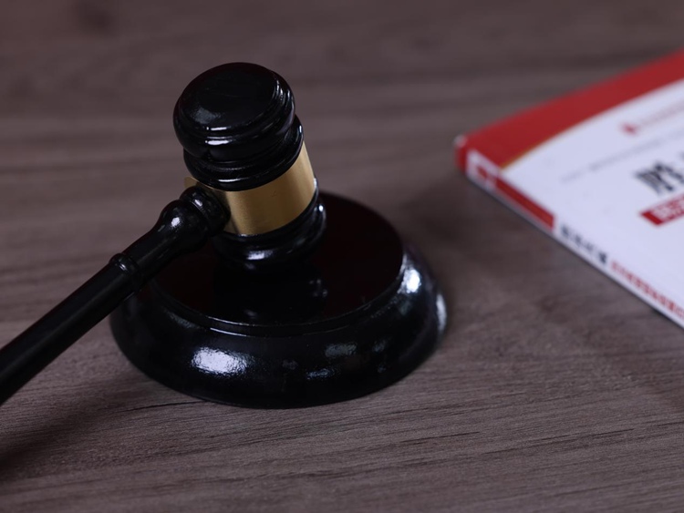 十八载借款终有法律保障,冠领律师巧用证据守护诚信与公平 十八载借款终有法律保障,冠领律师巧用证据守护诚信与公平