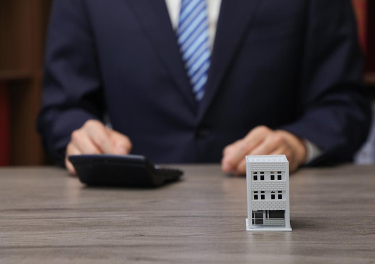 百万担保代偿款如巨石压顶,冠领律师精准适用司法解释帮助委托人脱困 百万担保代偿款如巨石压顶,冠领律师精准适用司法解释帮助委托人脱困