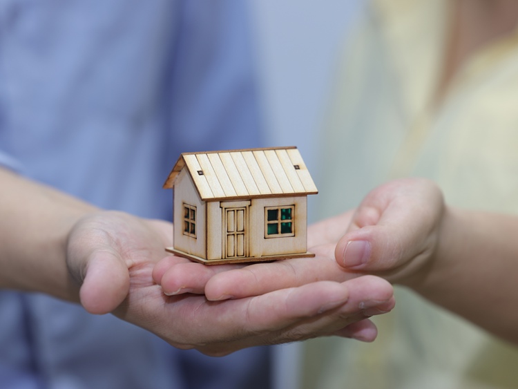 冠领律师代理广东东莞离婚后财产纠纷案调解成功