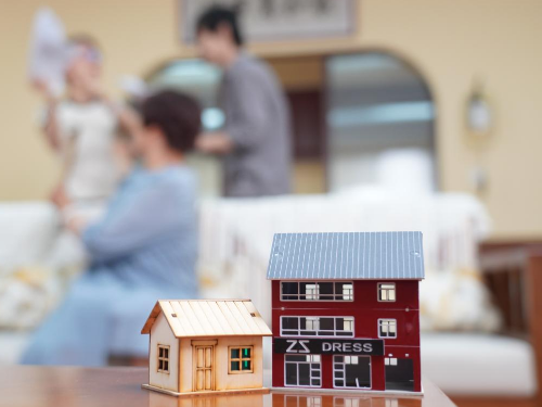 冠领律师代理广州继承纠纷案两审两胜,助委托人赢得369万拆迁款-1 冠领律师代理广州继承纠纷案两审两胜,助委托人赢得369万拆迁款-1